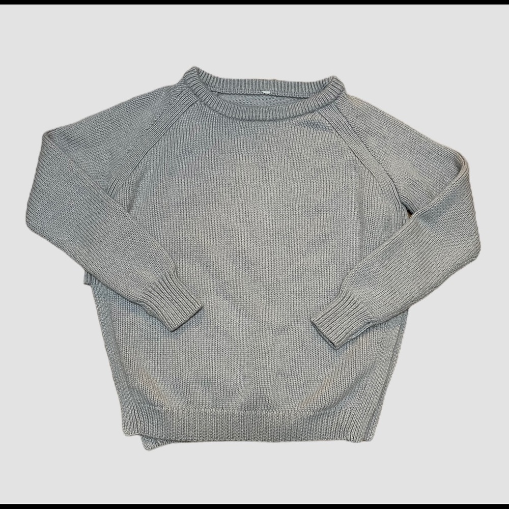 ♦️YIN TO YOU SWEATER♦️